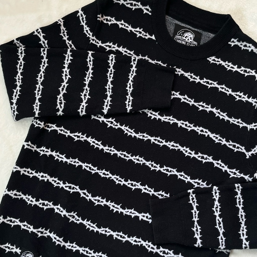 BARBED WIRE SWEATER FROM ZUMIEZ